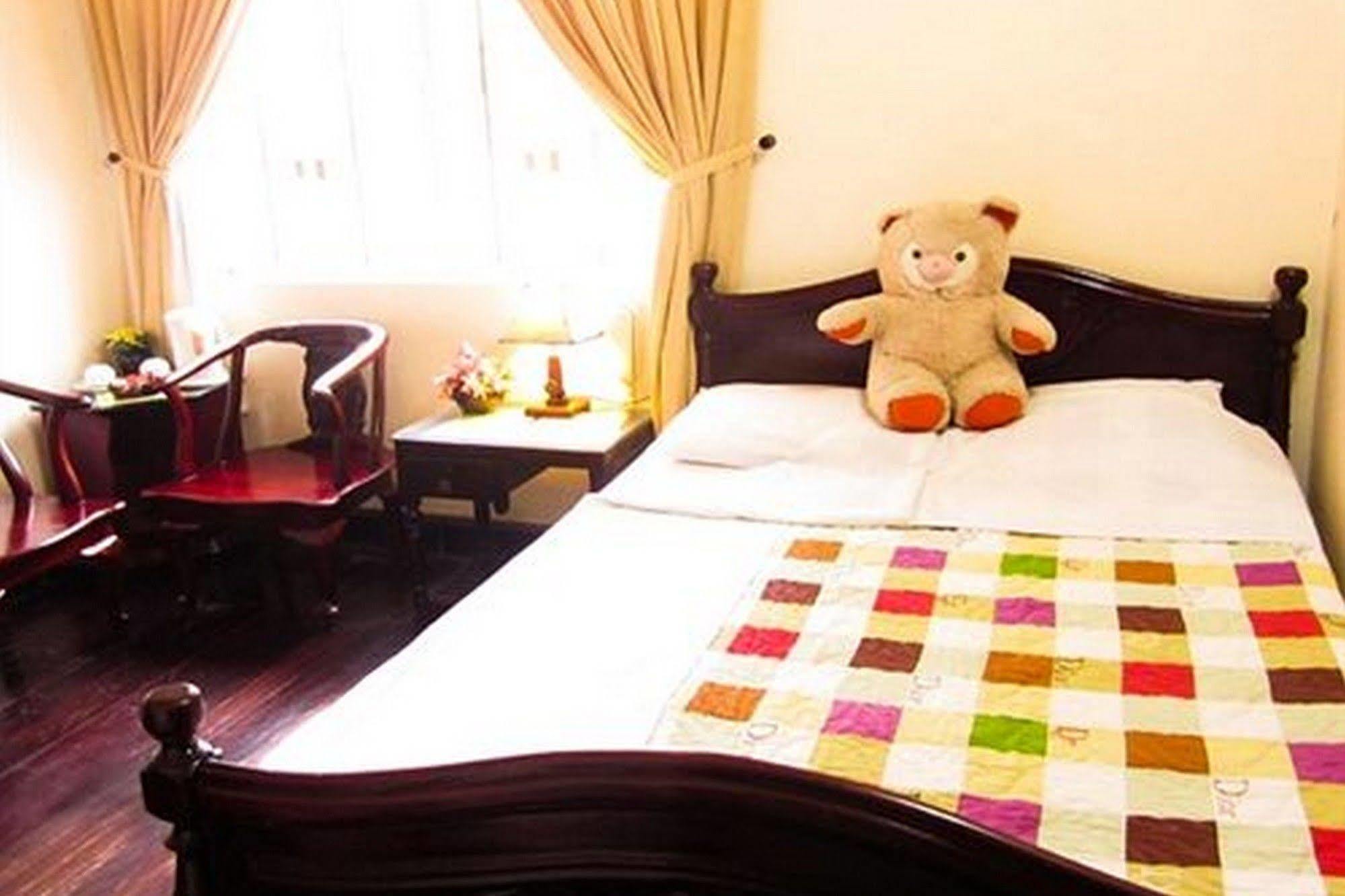 Binh Minh Sunrise Hue Hotel Exterior photo